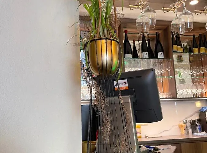 Ξενοδοχείο Und Restaurant Neuhauser Volkach
