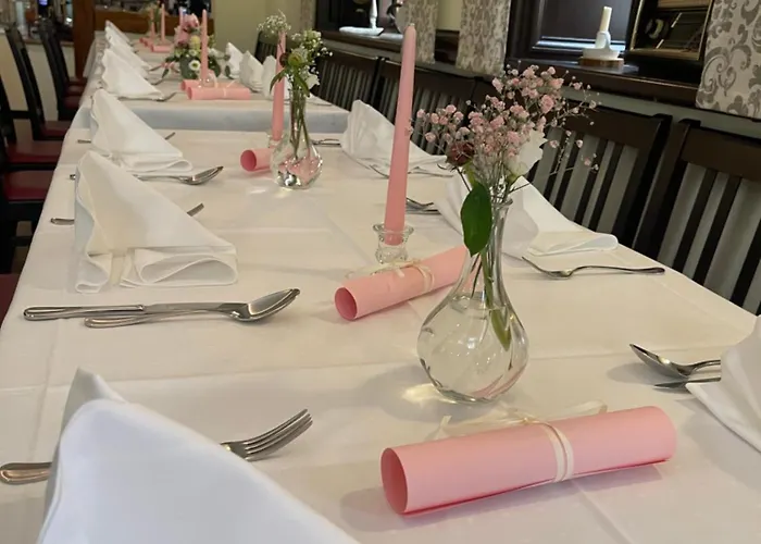 Und Restaurant Neuhauser