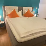 Und Restaurant Neuhauser Hotel