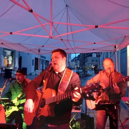 Und Restaurant Neuhauser