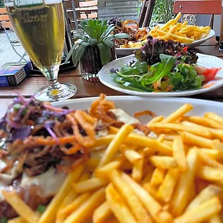 Und Restaurant Neuhauser Hotel *