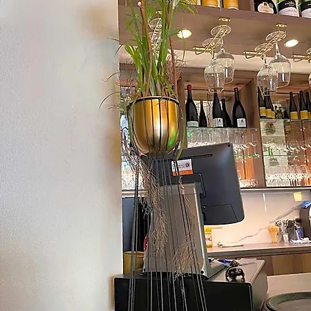 Und Restaurant Neuhauser * Volkach