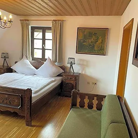 Und Restaurant Neuhauser Hotel